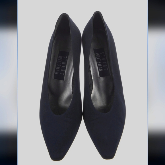 Stuart Weitzman Corniche Mid Navy Peau de Soie 2.5" heels Sz 8 - Picture 3 of 7